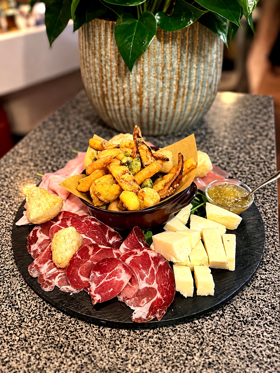 Tagliere di salumi e formaggi
